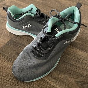 Fila Memory Foam Athletic shoes size 9